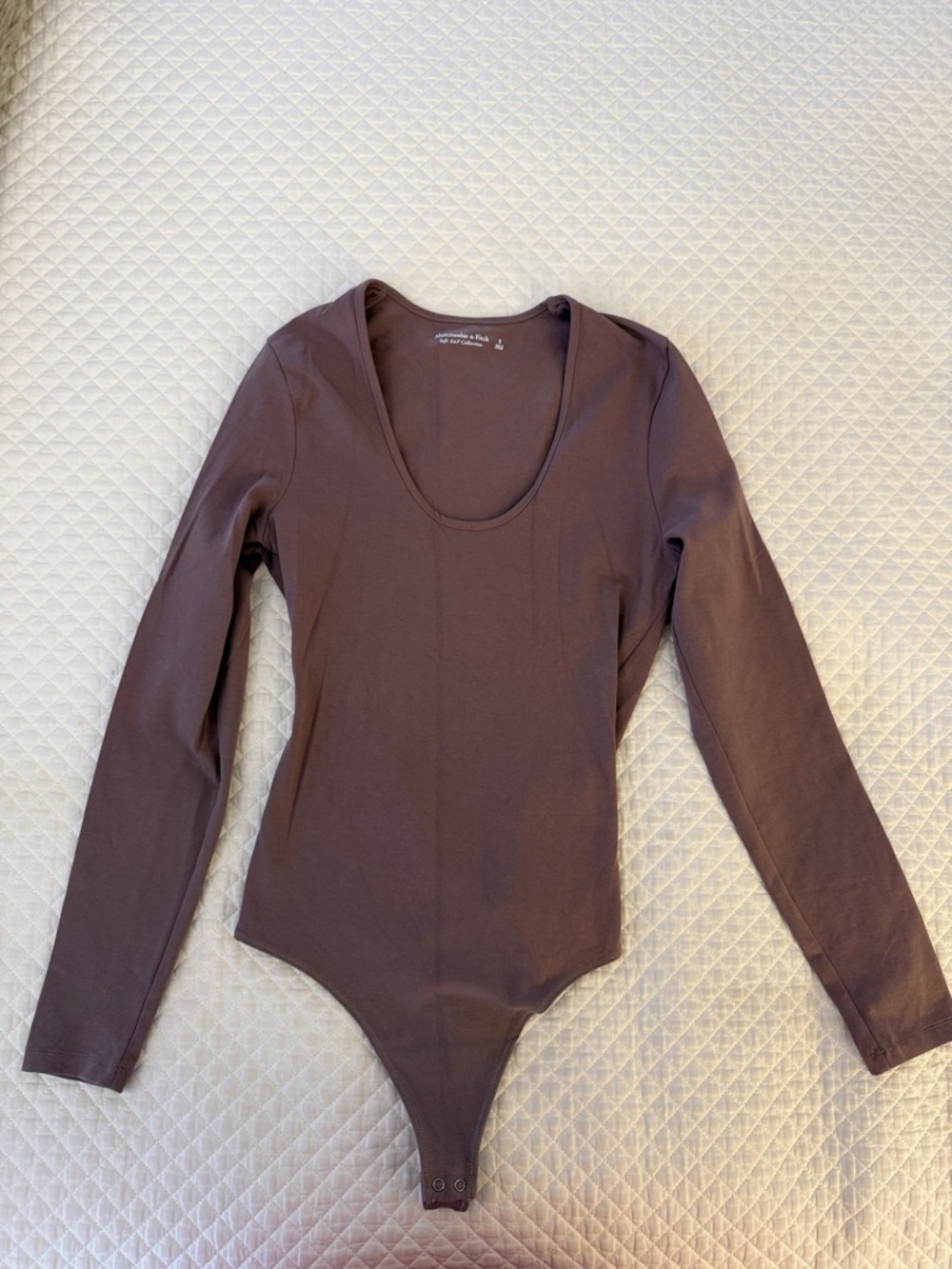 Like new! Abercrombie & Fitch Scoop Neck Long Sleeve Bodysuit - Brown